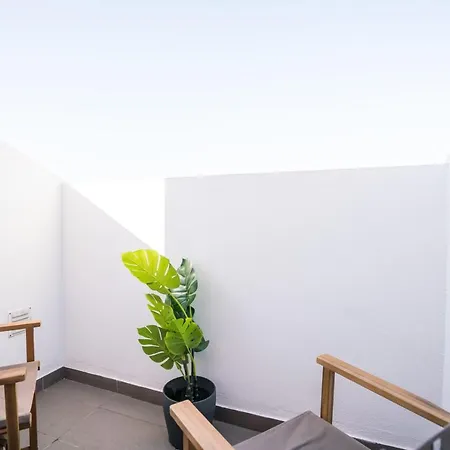Guestready - Campolide Boho Terrace Duplex 4 Bedrooms *