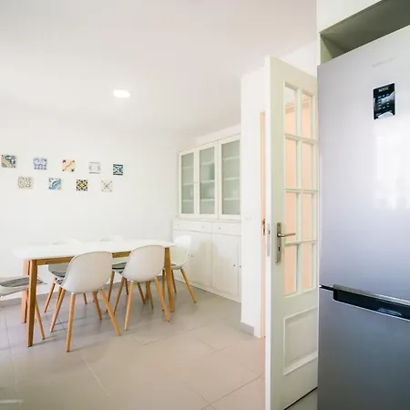 Guestready - Campolide Boho Terrace Duplex 4 Bedrooms Lisboa