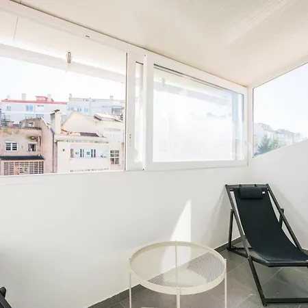 Guestready - Campolide Boho Terrace Duplex 4 Bedrooms Lisboa